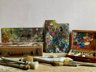 Paint Brushes & Palettes