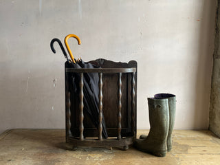 Umbrella stands & Pedestals