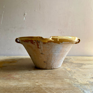 Antique Yellow Tian Bowl With Staples